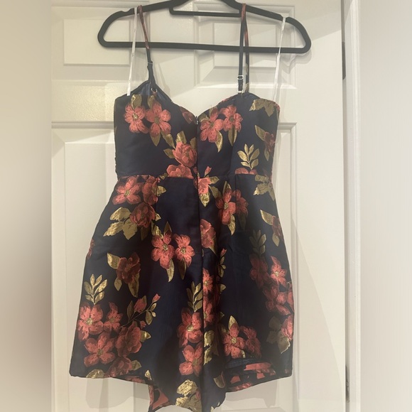 NWT Lulus floral romper - Picture 3 of 3